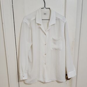 Wilfred Aritzia White Button Down Shirt